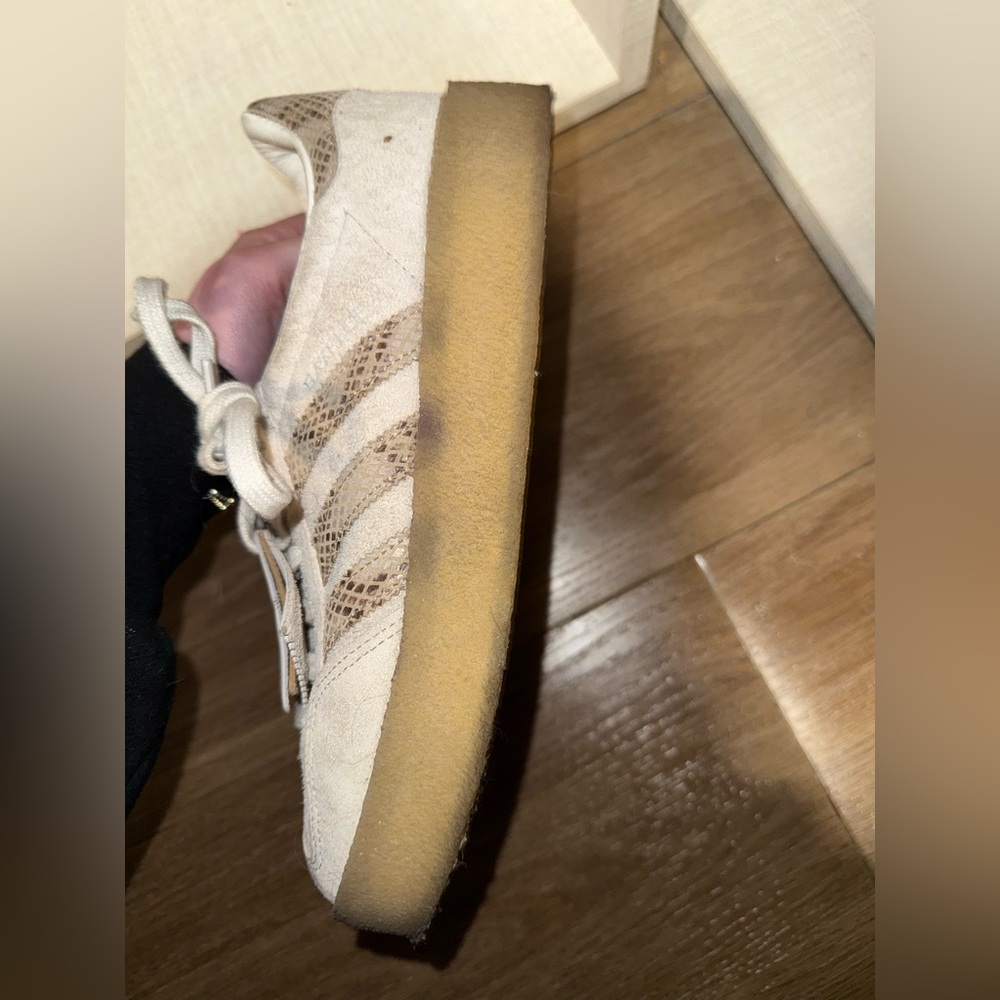 The 8th St Gazelle Indoor by Ronnie Fieg for adidas Originals & Clarks Originals - Picture 3 of 9